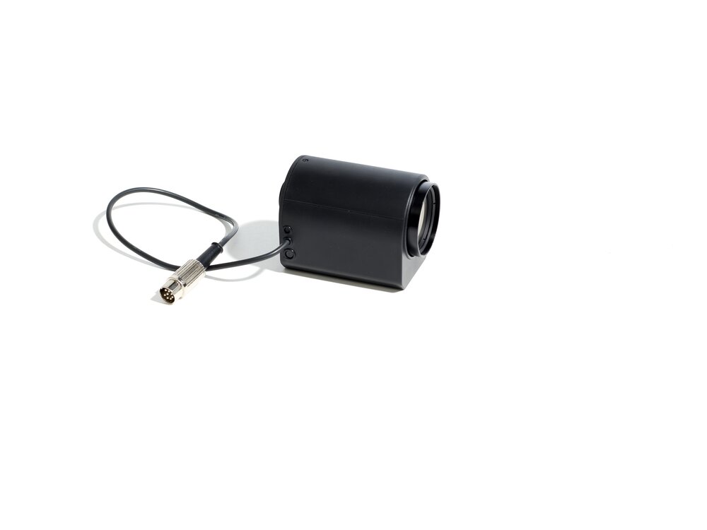 Kameraobjektiv mit Motorzoom und Verbindungskabel mit DIN-Stecker