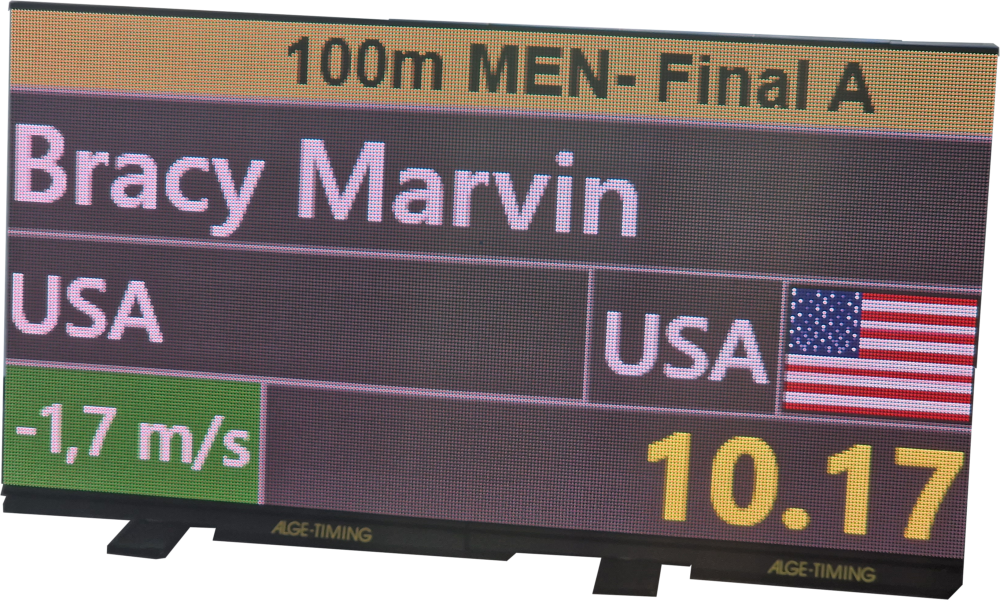 Videowall mit Anzeige des Gewinners eines 100 Meter Laufs